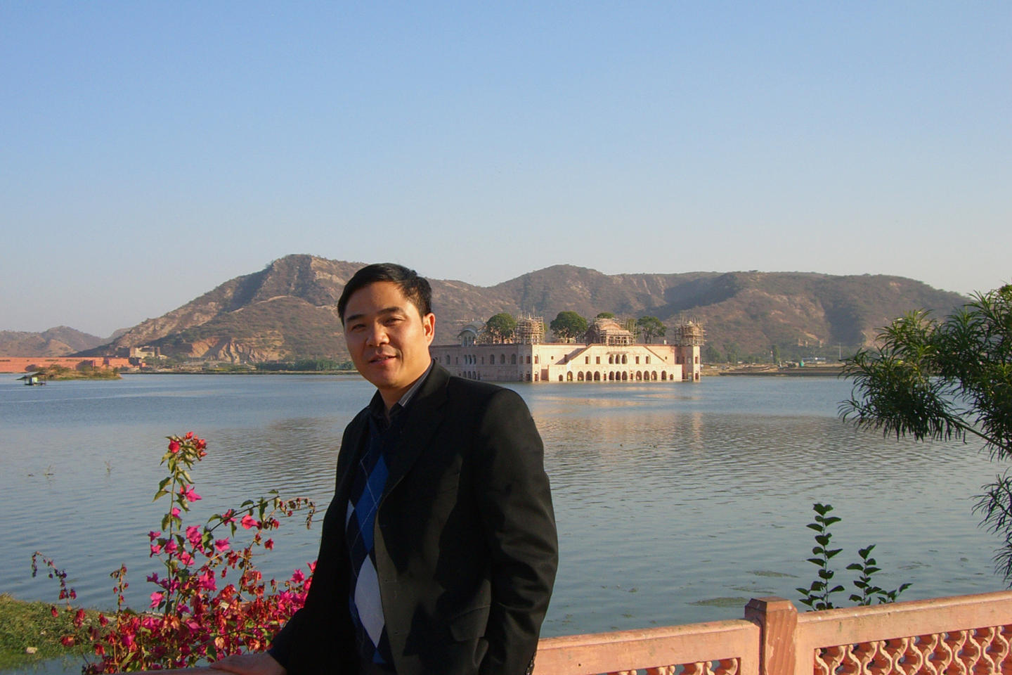 Jianqing Fan